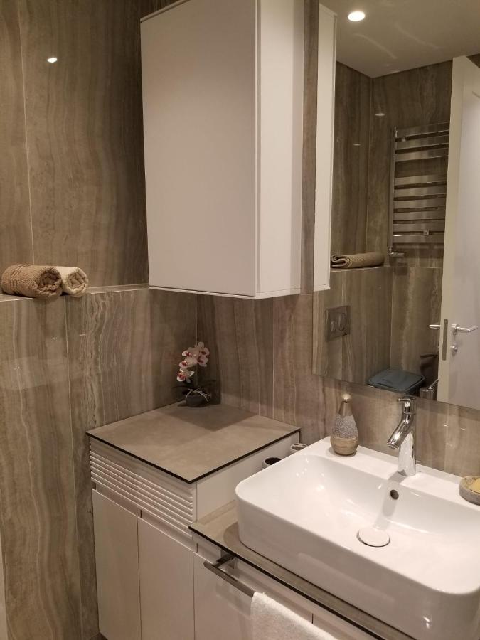 Azura Residence - New Luxury Apartment เบลเกรด ภายนอก รูปภาพ